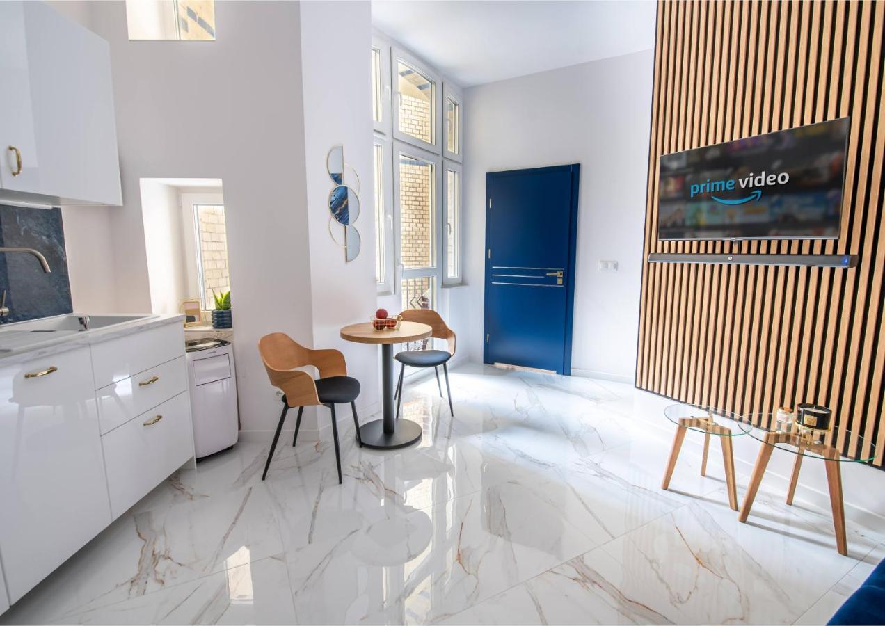 Apartamenty Yeti & Wilka W Centrum Chorzowa - Yeti Buitenkant foto